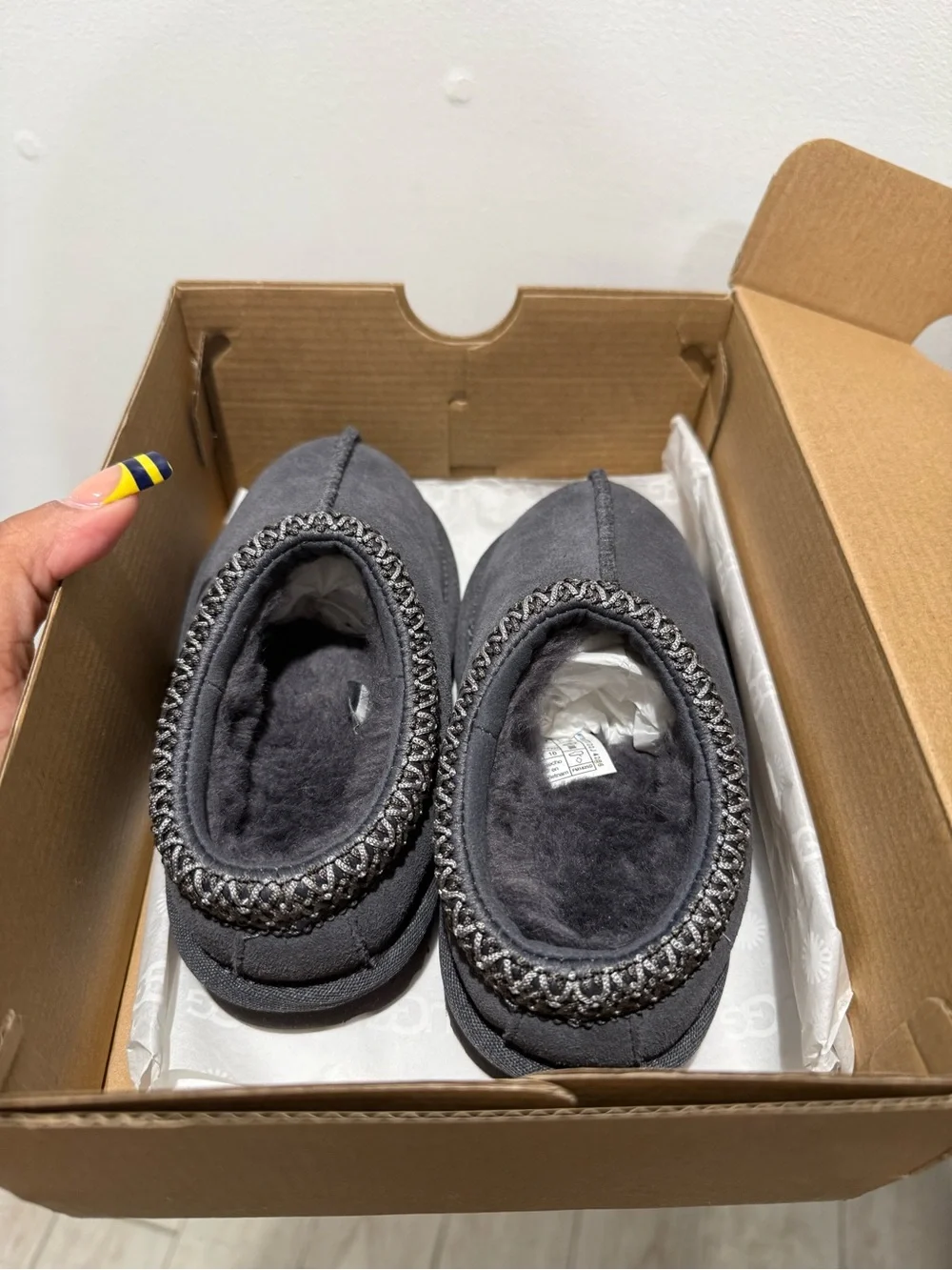 Brand new UGG Tasman in Charcoal Grey (unisex)